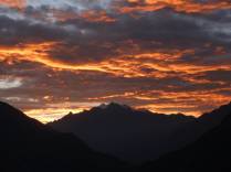 Um esplendoroso fim de tarde no nosso acampamento na volta das ruínas de Choquequirao, no Peru